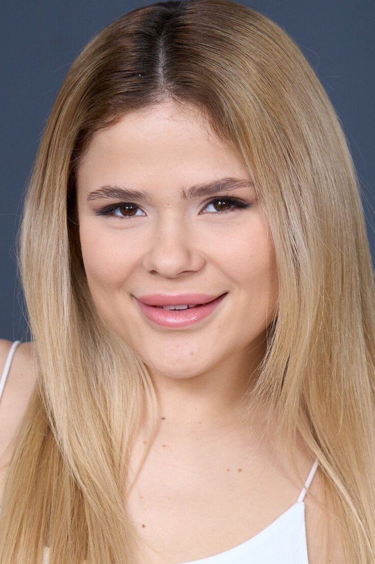 Nicole Nixon image