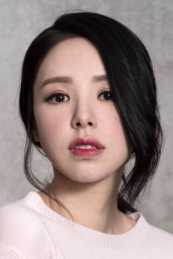 Zoie Tam image