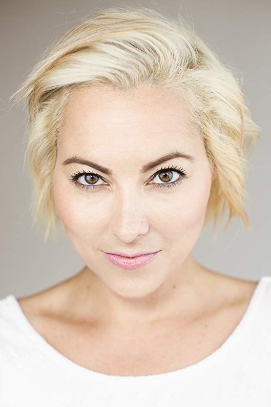 Nicki Burke image