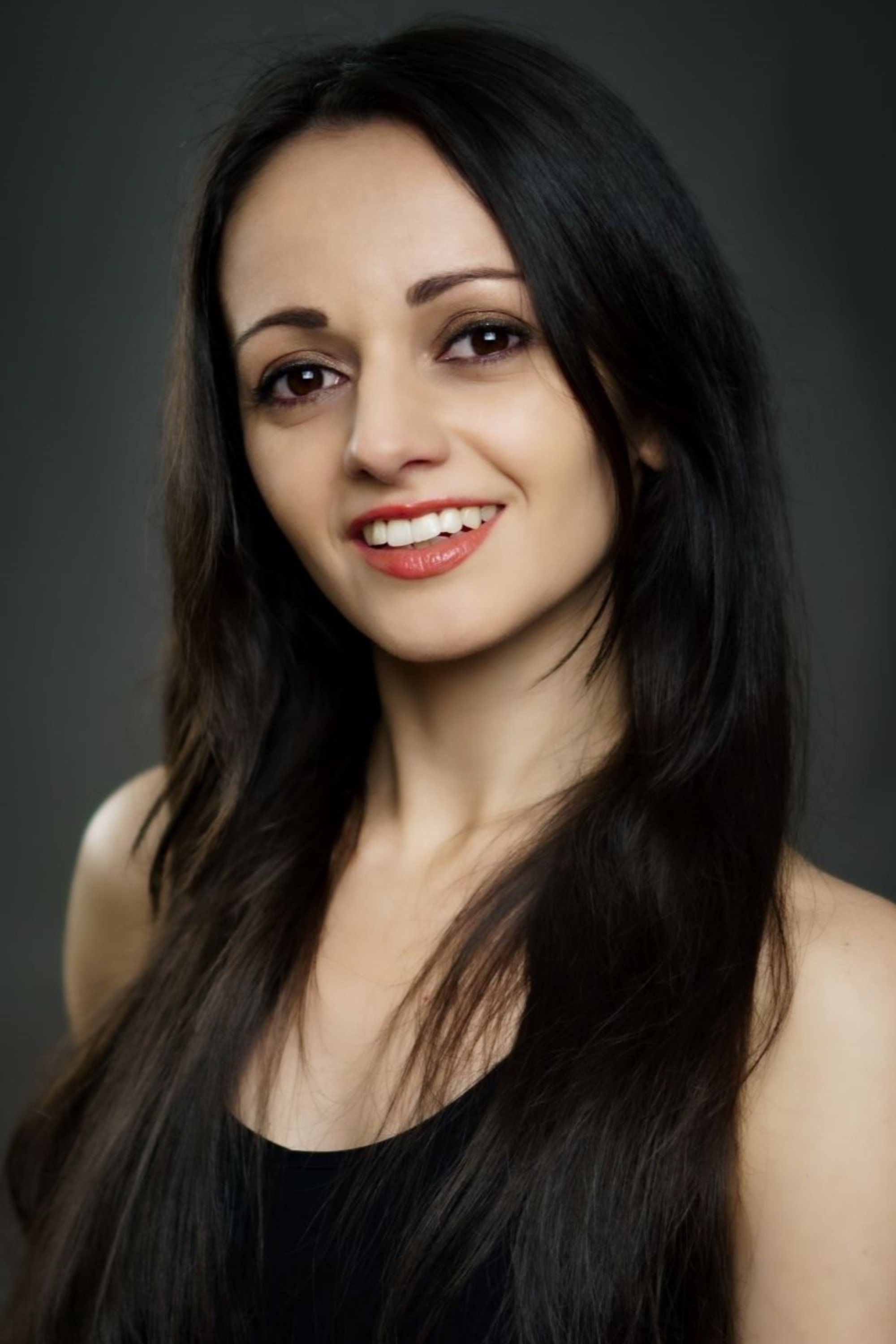 Elaine Thrash Oliveira image