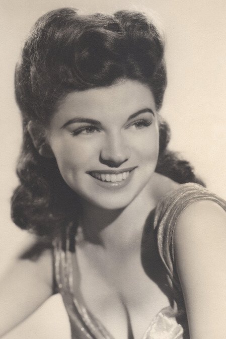 Annette Warren image