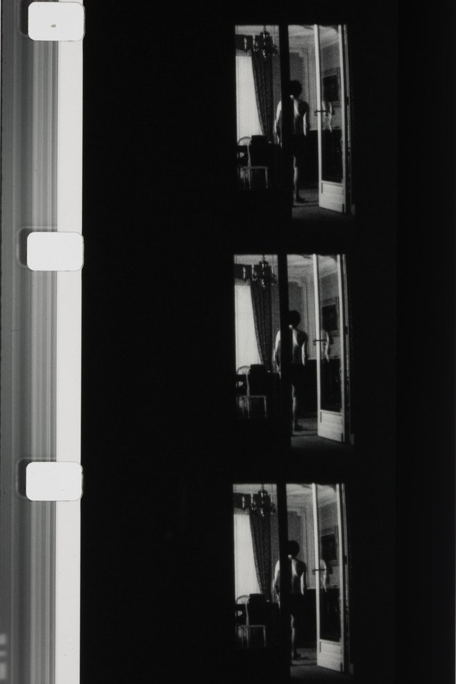 Autoportrait en blanc et en noir