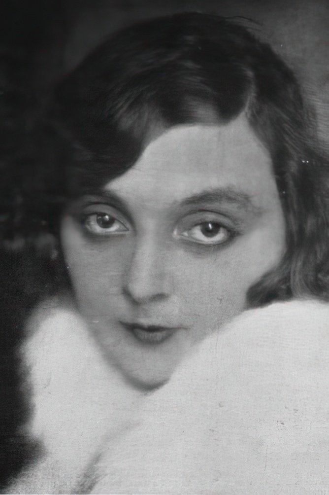 Nina Orlove image