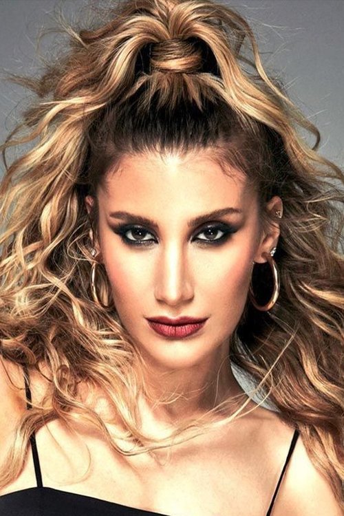 İrem Derici image