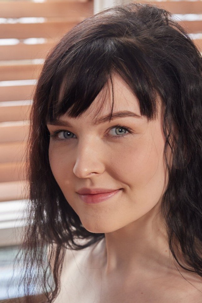 Amelia Riven image