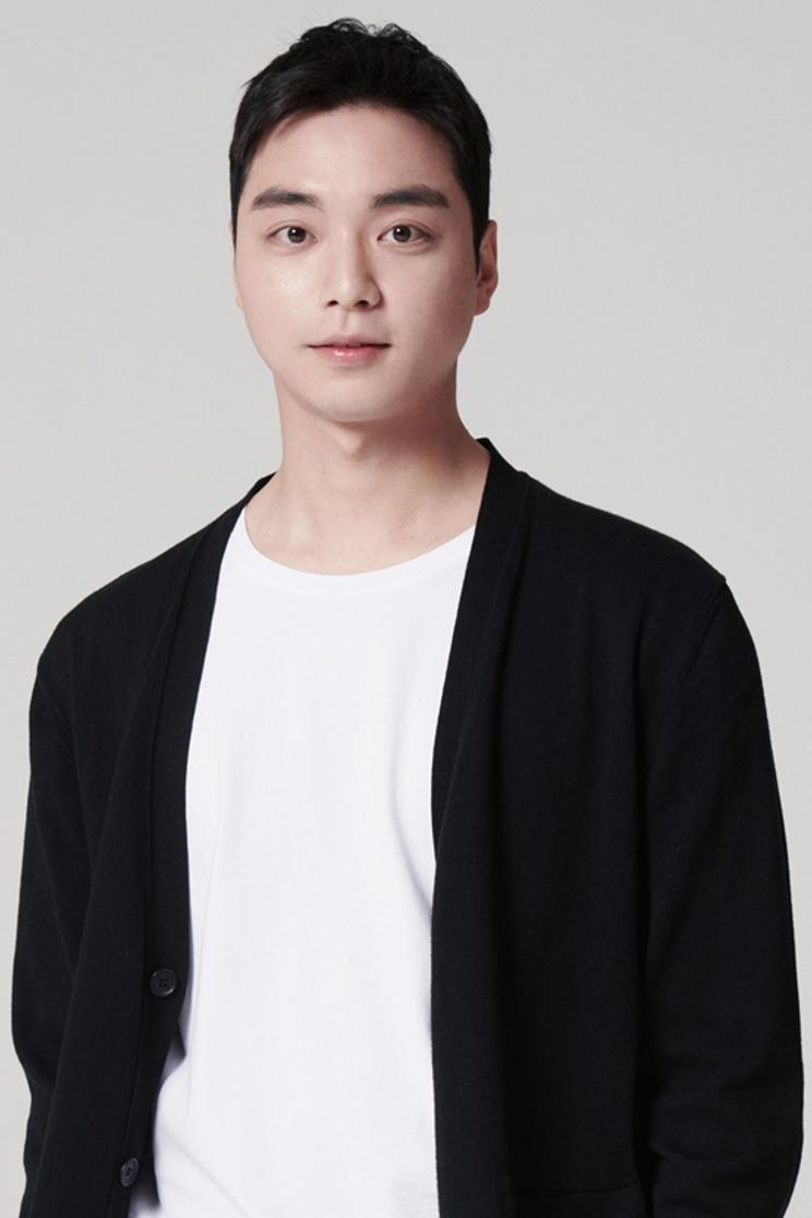 Kim Mo-beom image