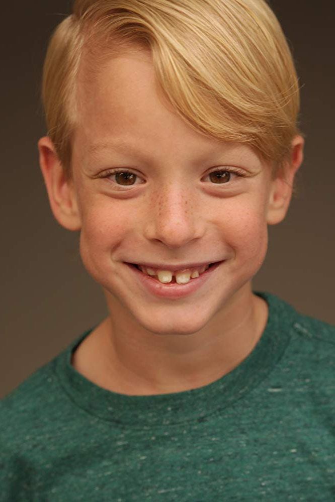 Evan Agos image