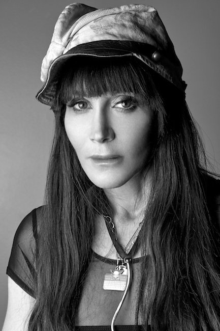 Laura Albert image