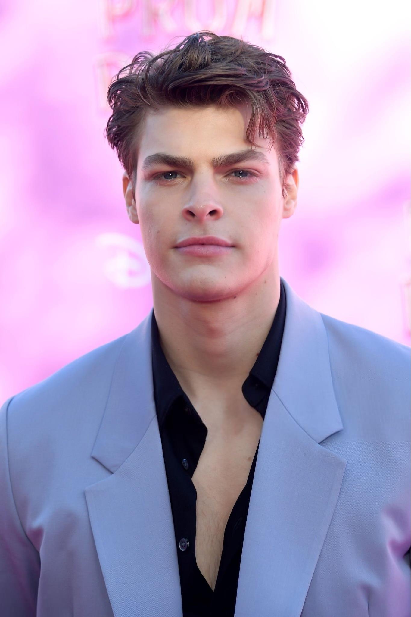 Blake Draper image