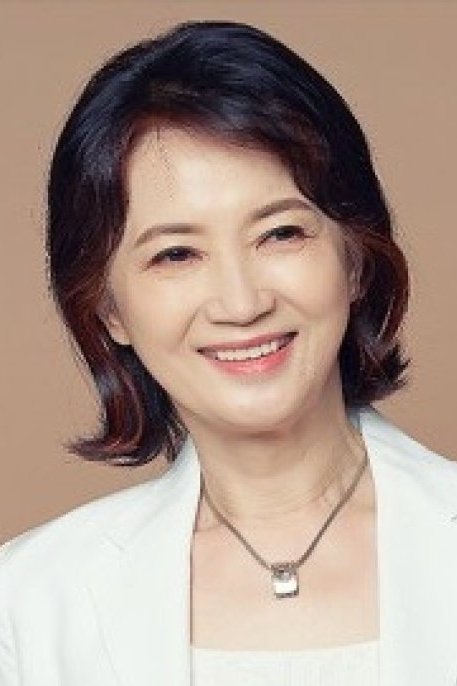 Hong Yoon-hee image