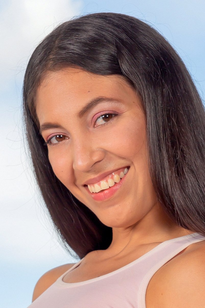 Amy Velez image