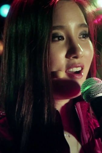 Shin Ji-soo image