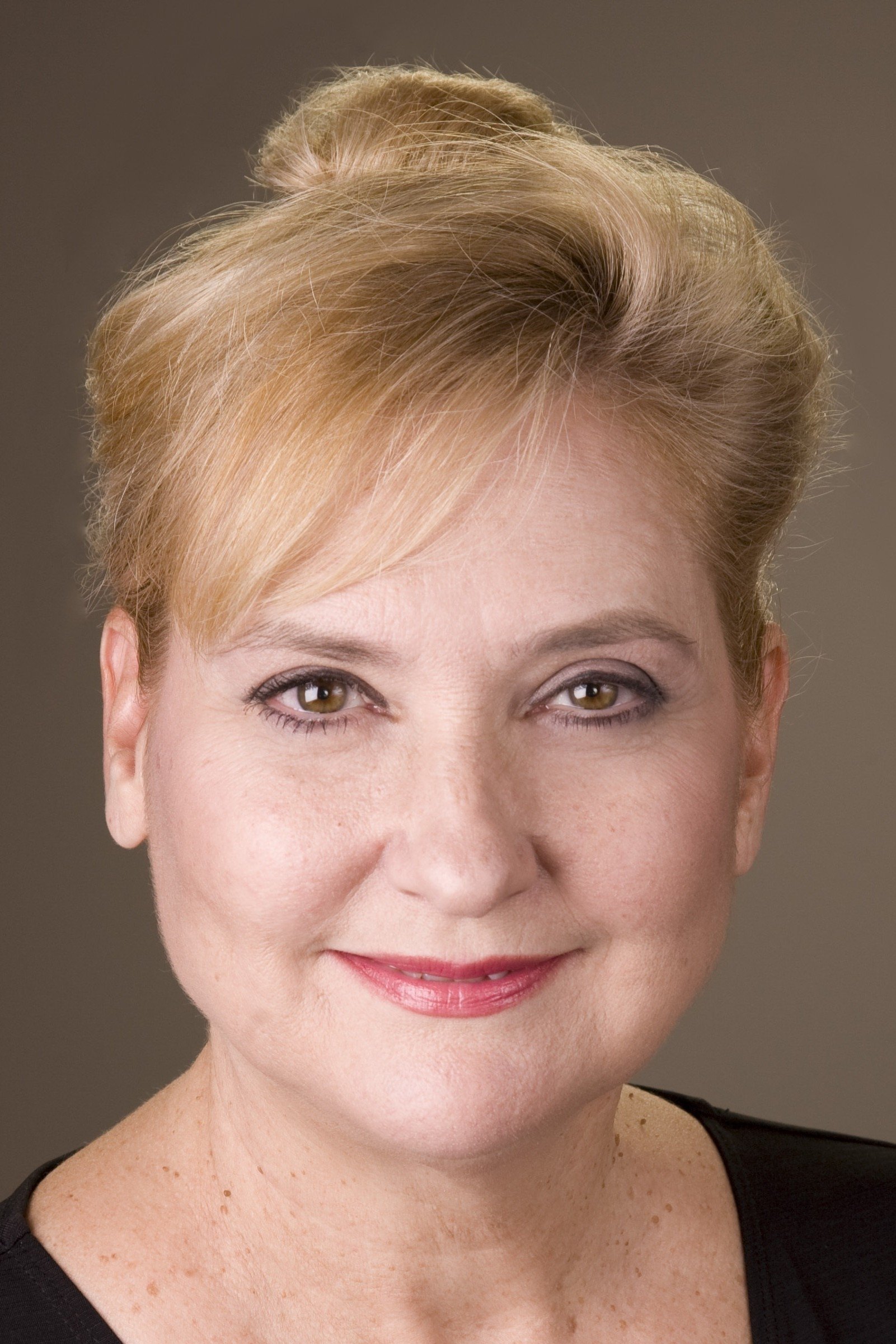 Helen Proimos image