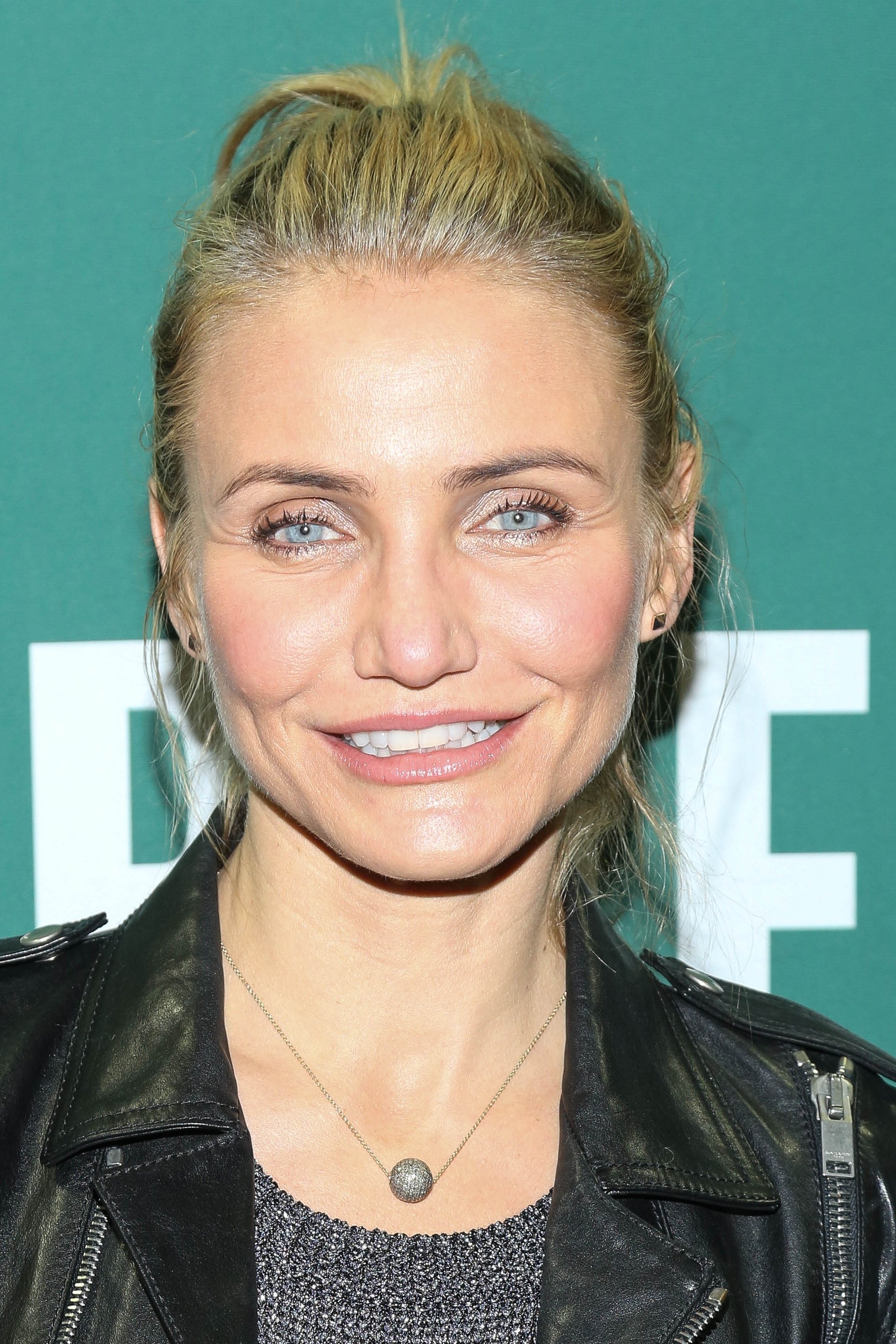 Cameron Diaz Watch Viooz
