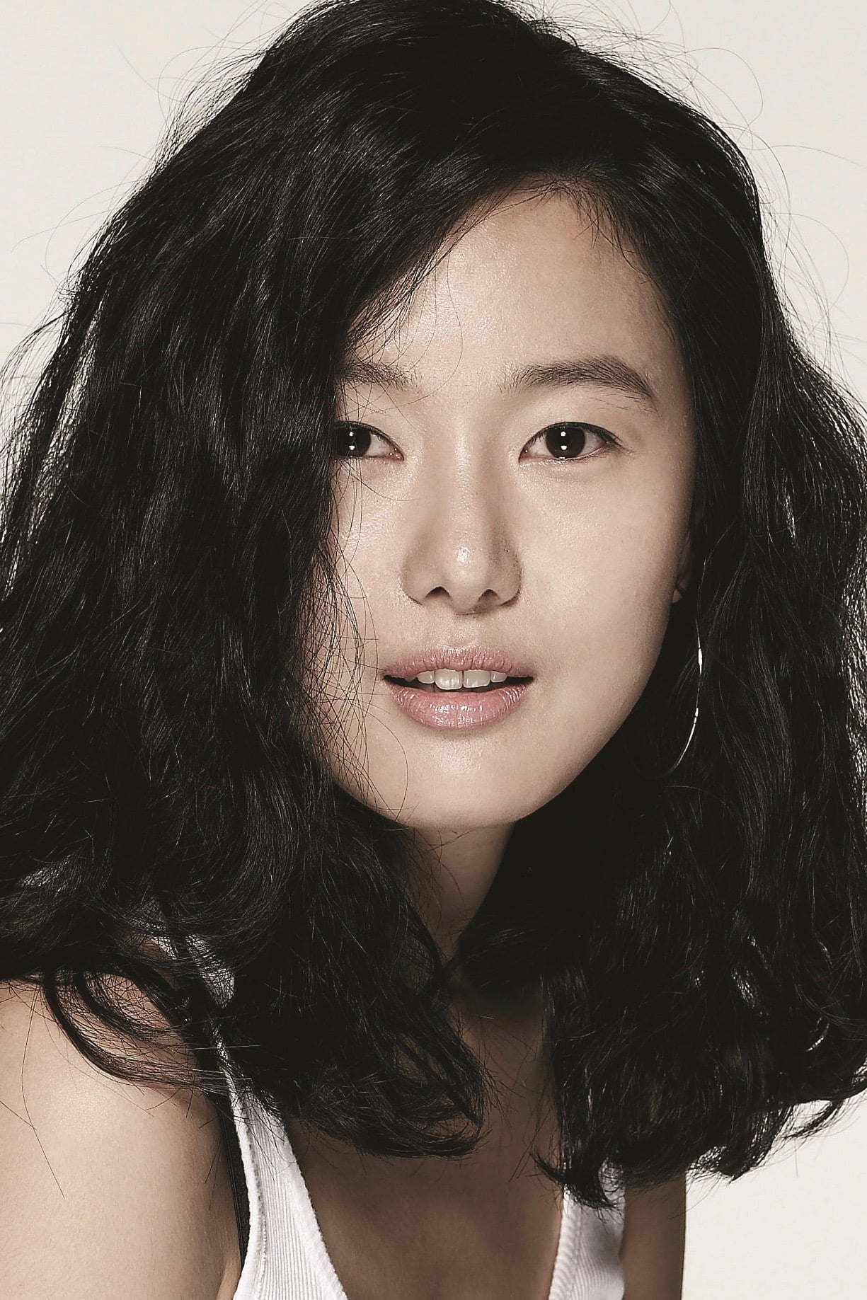 Yoon Jin-seo Biography - YIFY TV Series.