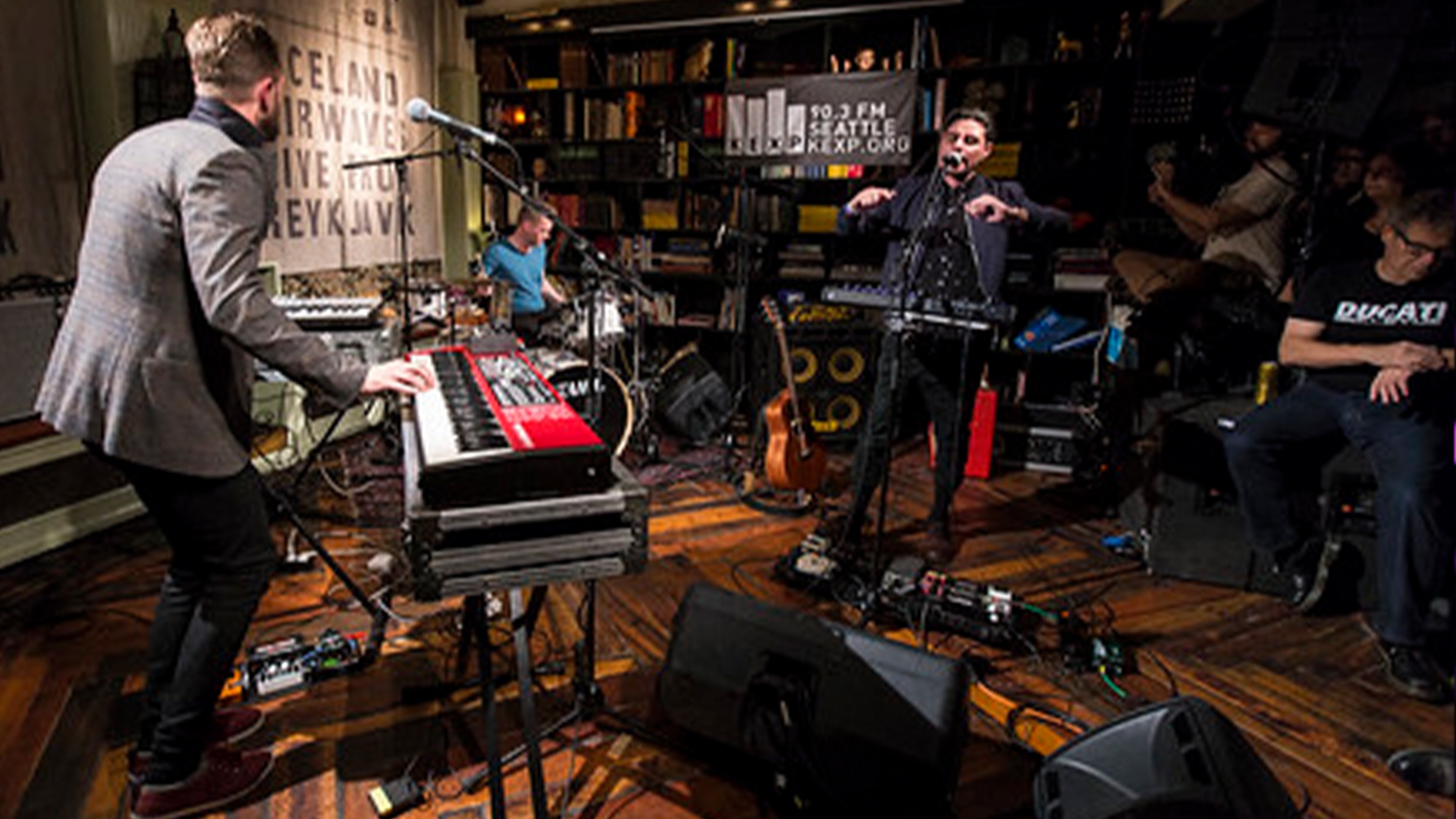Low Roar - Live on KEXP 2015