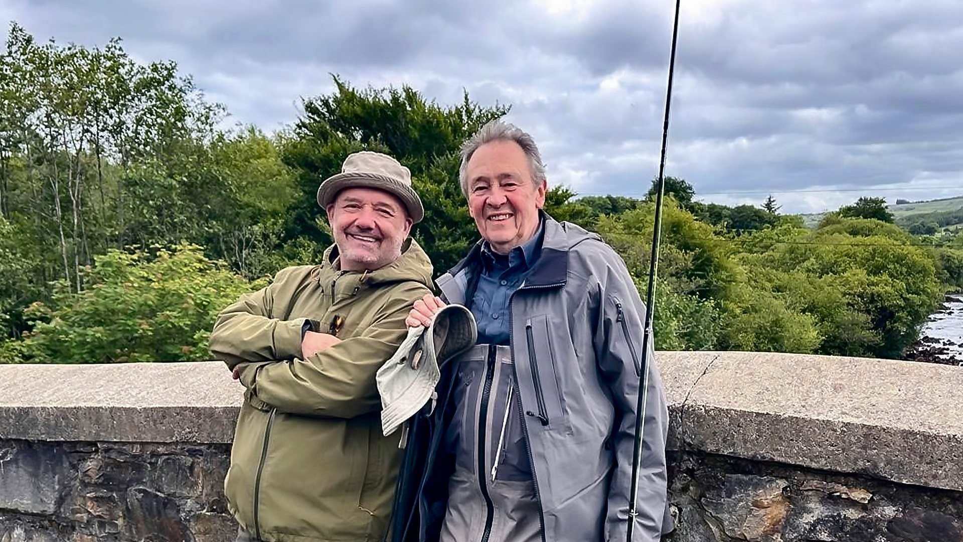 Mortimer & Whitehouse: Gone Fishing - Season 7 Episode 2 : The North of Ireland – Salmon
