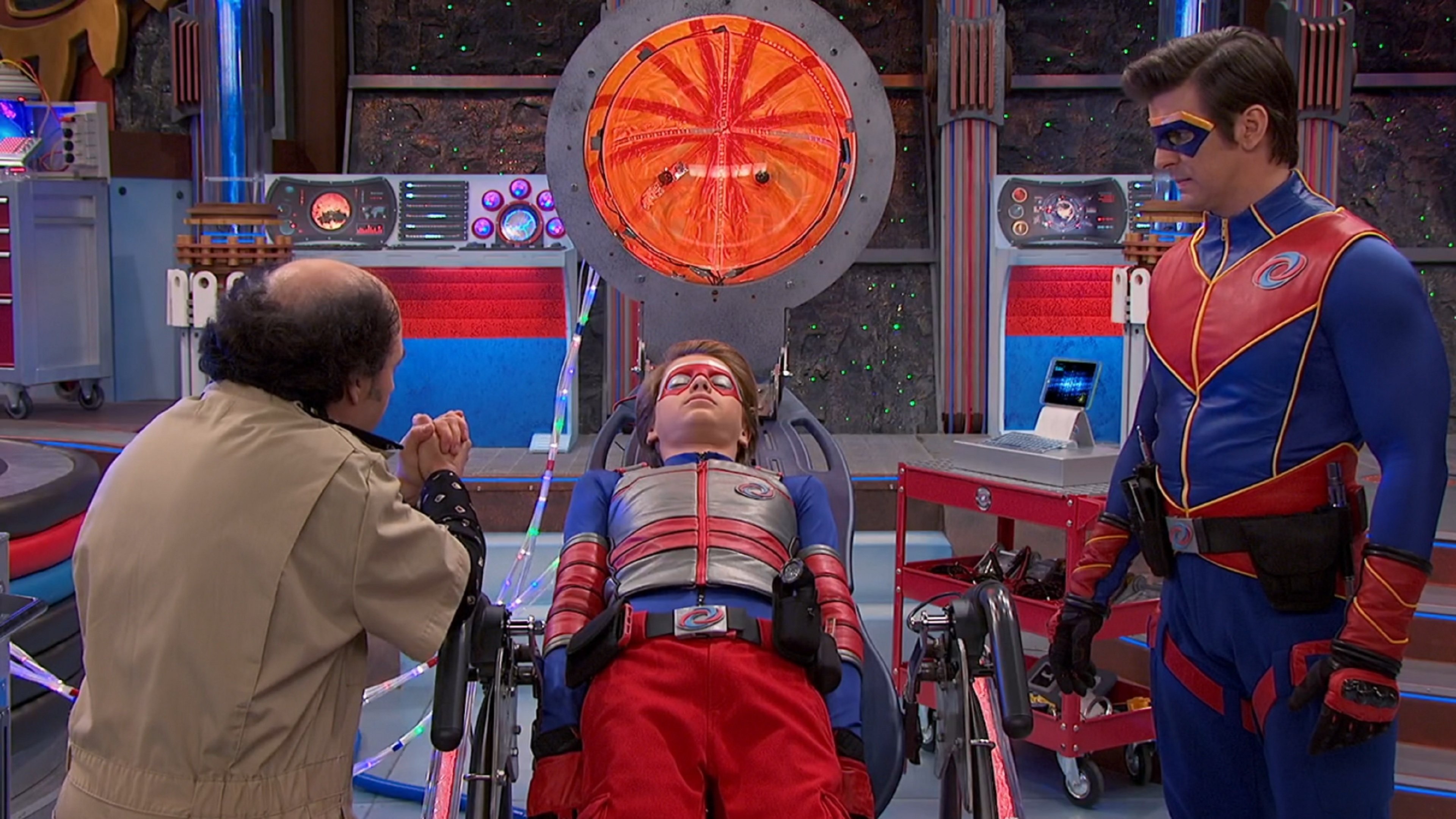 Henry danger captain jerk - 🧡 What Can You Watch Henry Danger on? 