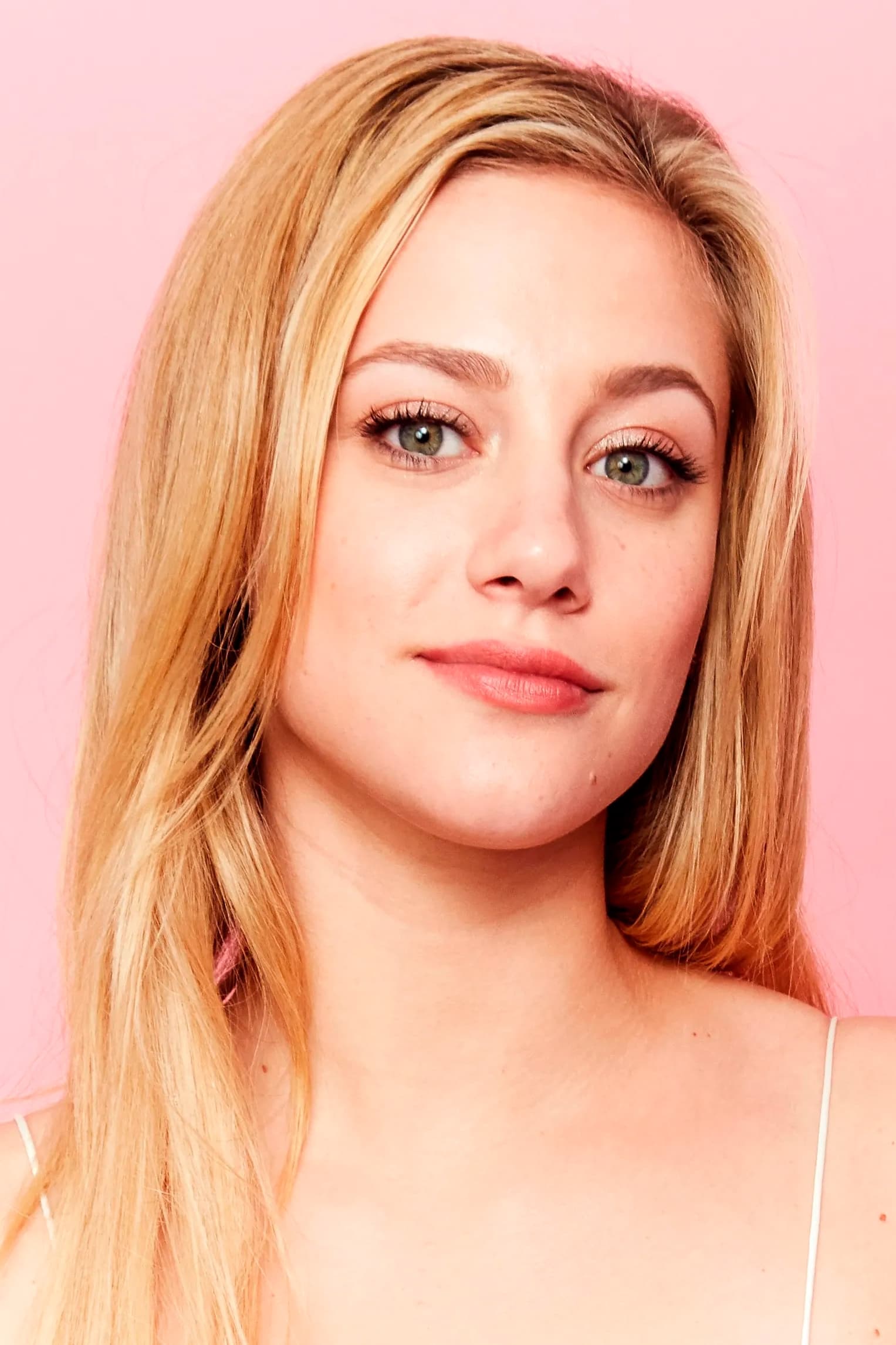 Lili Reinhart.