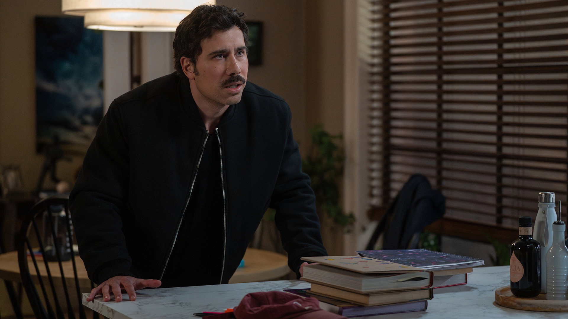 Law & Order: Special Victims Unit - Season 27 Episode 17 : Deep Under