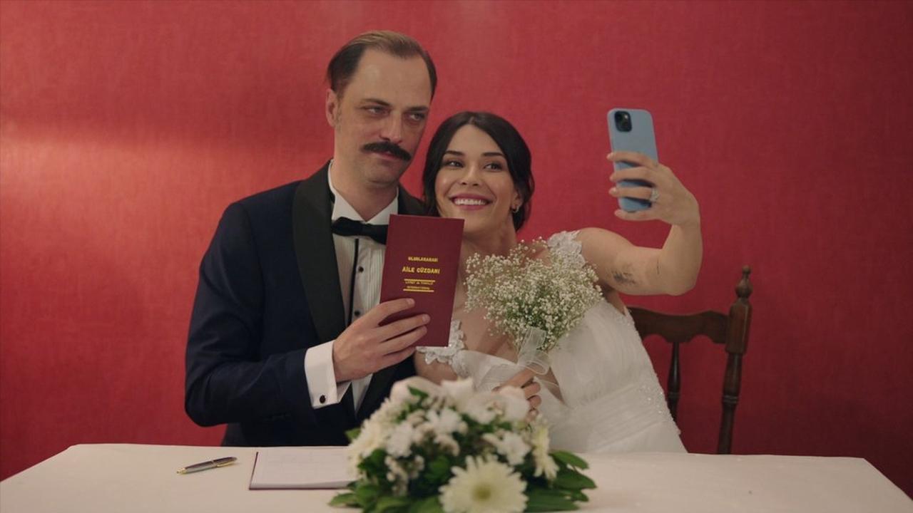 Image Gelsin Hayat Bildigi Gibi (Deja que la vida venga como sabe)