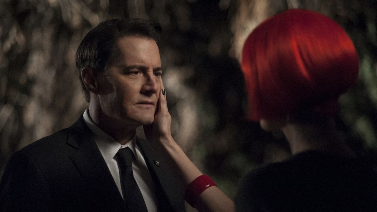 Twin Peaks - Season 2 Episode 1 : May the Giant Be with You