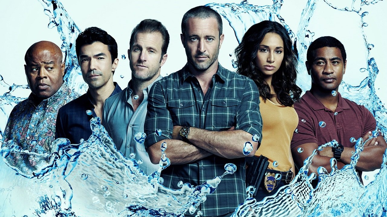 Hawaii Five-0 - Season 6 Episode 3 : Ua Ê»oÊ»oloku ke anu i na mauna (The Chilling Storm Is on the Mountain)