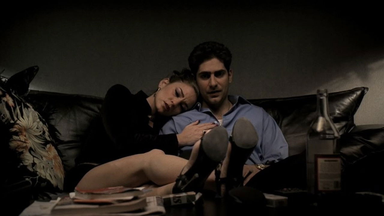 The Sopranos - Season 2 Episode 13 : Funhouse