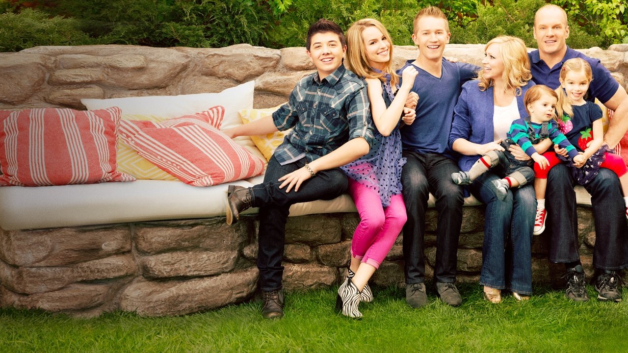 Good Luck Charlie Season 2 Episode 13 : Charlie Shakes it Up