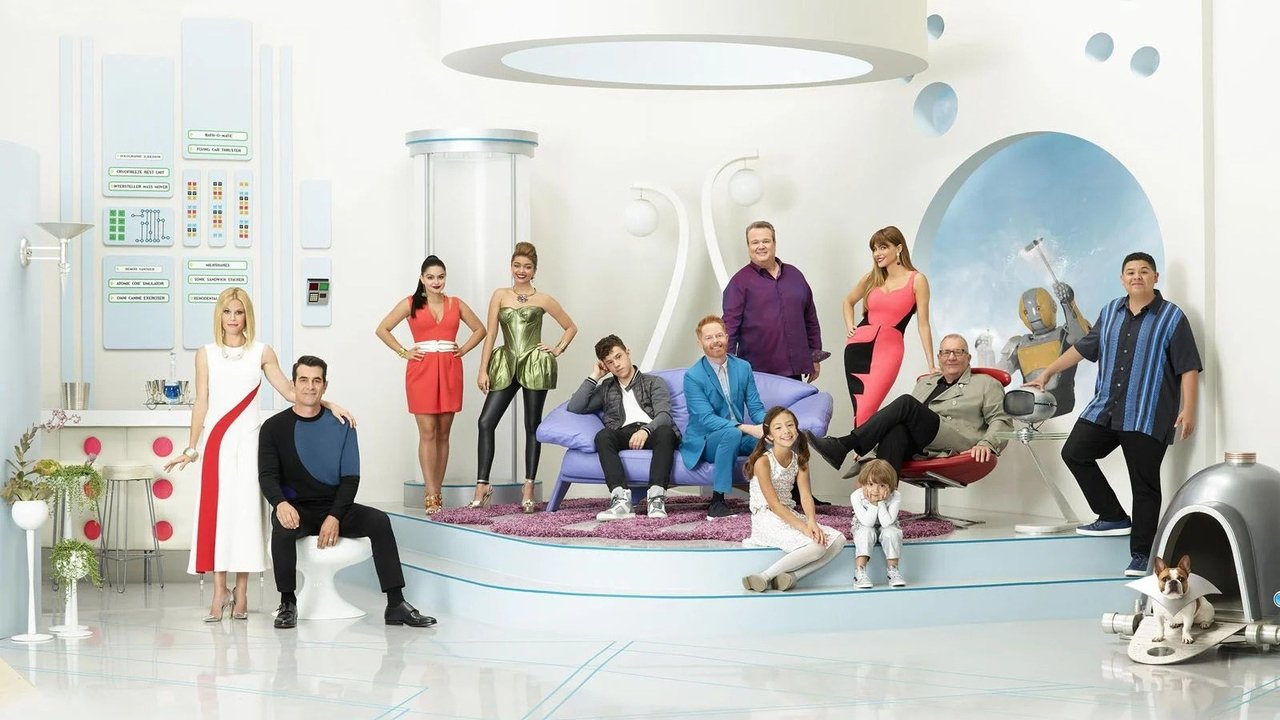 Modern Family - Season 10 Episode 1 : I Love a Parade