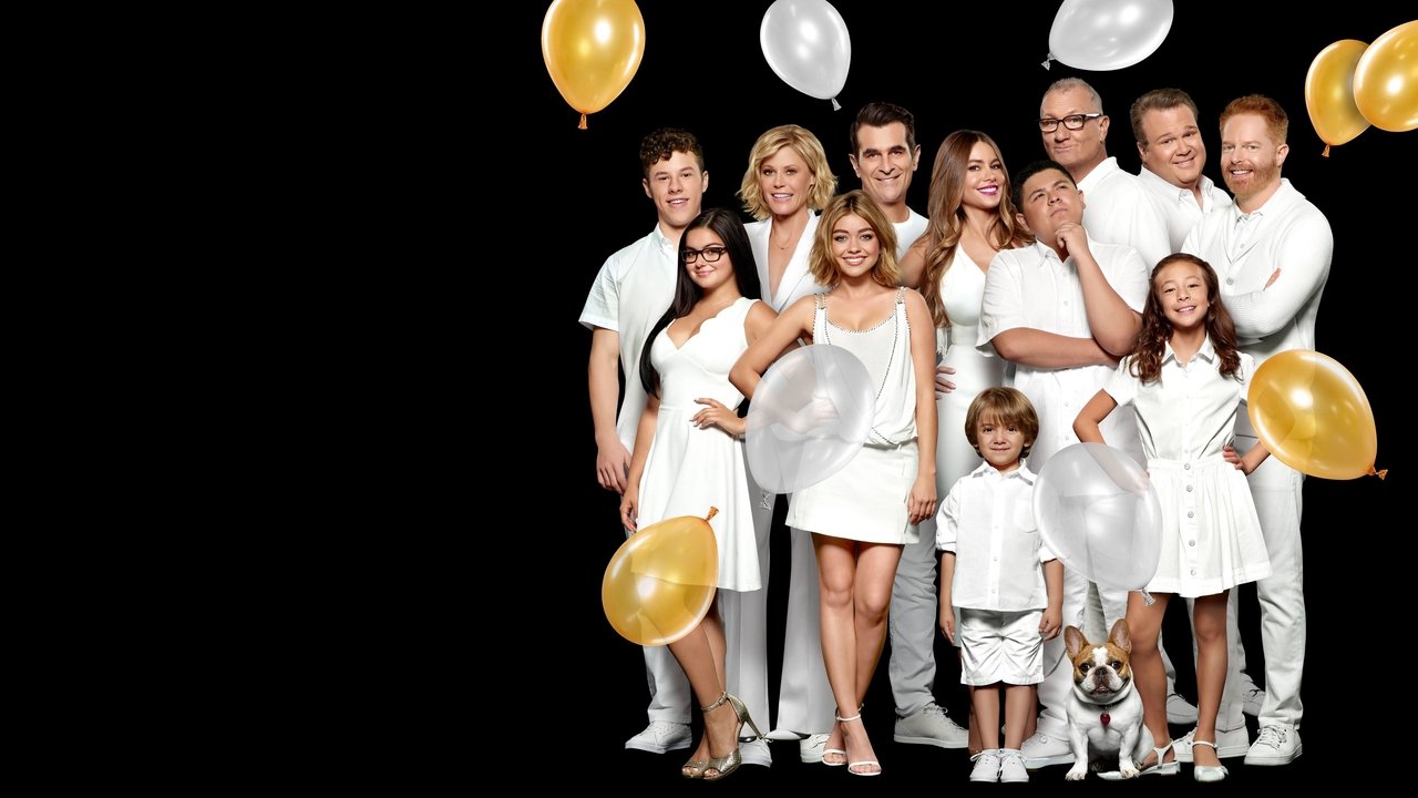 Modern Family Season 3 Episode 24 : Baby on Board