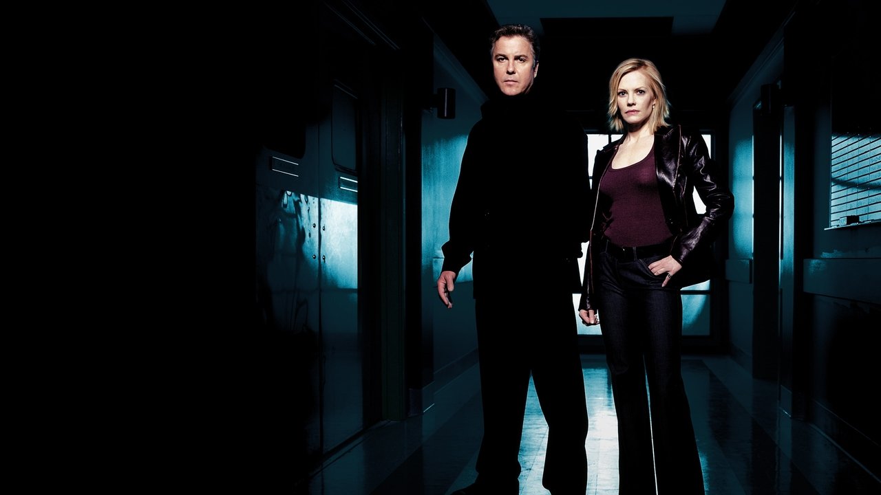 CSI: Crime Scene Investigation - Season 13 Episode 13 : In Vino Veritas (I)