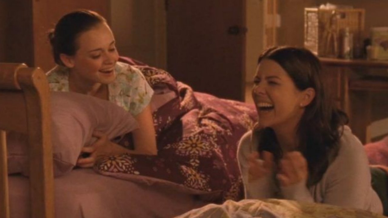 Gilmore Girls - Season 2 Episode 12 : Richard in Stars Hollow