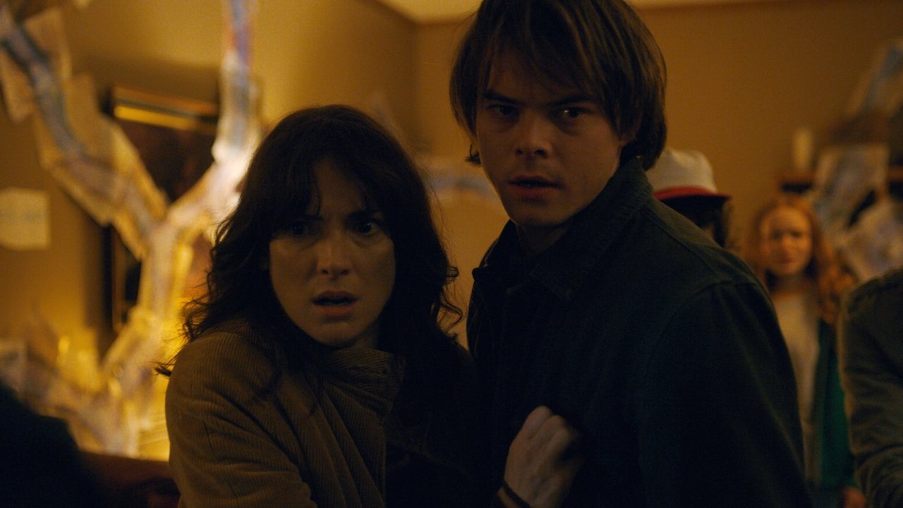 Stranger Things - Season 4 Episode 6 : Chapter Six: The Dive