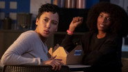 Imagen normal-people-23821-episode-12-season-1.jpg
