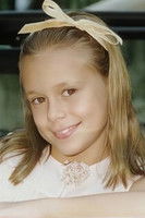 Alessandra Aguiar is Vicky