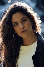 Naïma Rodric is Lucille Salama