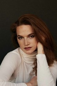 Elise Finnerty is Alice