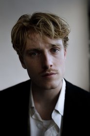 Louis Hofmann Louis Hofmann
