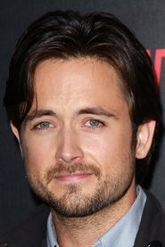 Justin Chatwin Justin Chatwin