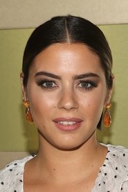 Lorenza Izzo Lorenza Izzo
