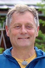 Bert Pijpers is Self - Owner of B&B in Saint-Seine, France