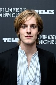 Louis Hofmann Louis Hofmann
