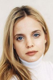 Mena Suvari