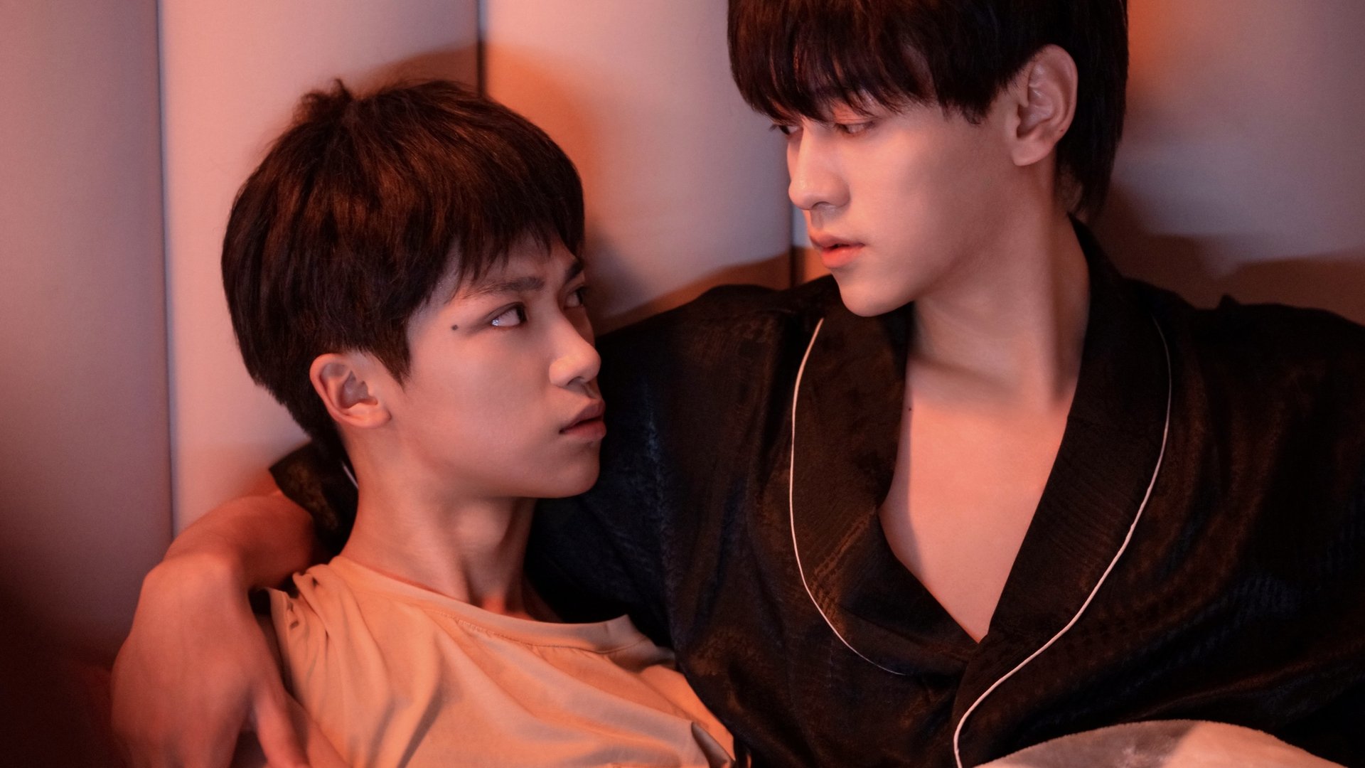 Revenged Love Season 1 Episode 16 : To like means to accept without limits, to love means to nitpick unreasonably