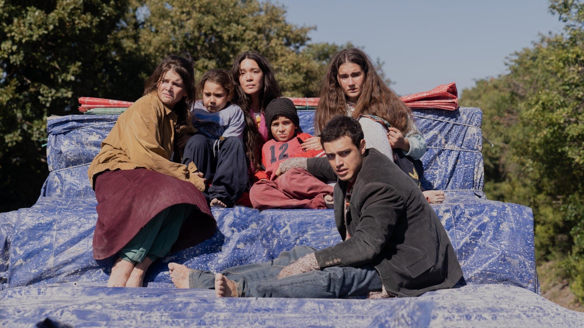 6 of Us Season 1 Episode 6 : Episode 6