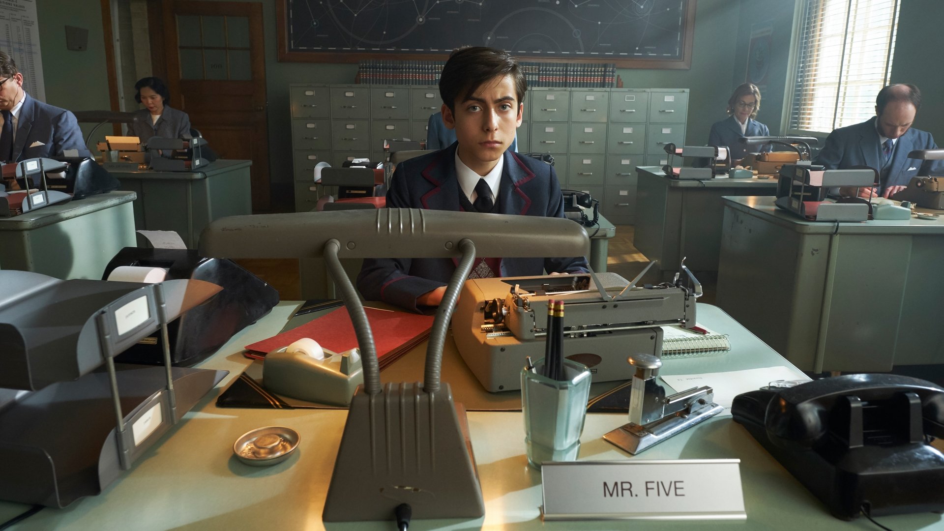 The Umbrella Academy Season 4 Episode 2 : Jean and Gene