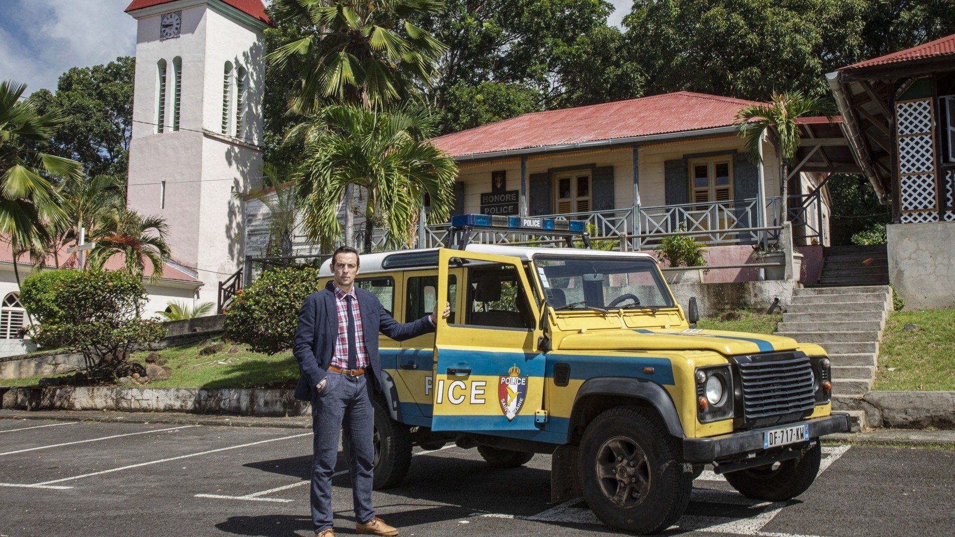 Death in Paradise Season 8 Episode 2 : The Poison Dart Gun