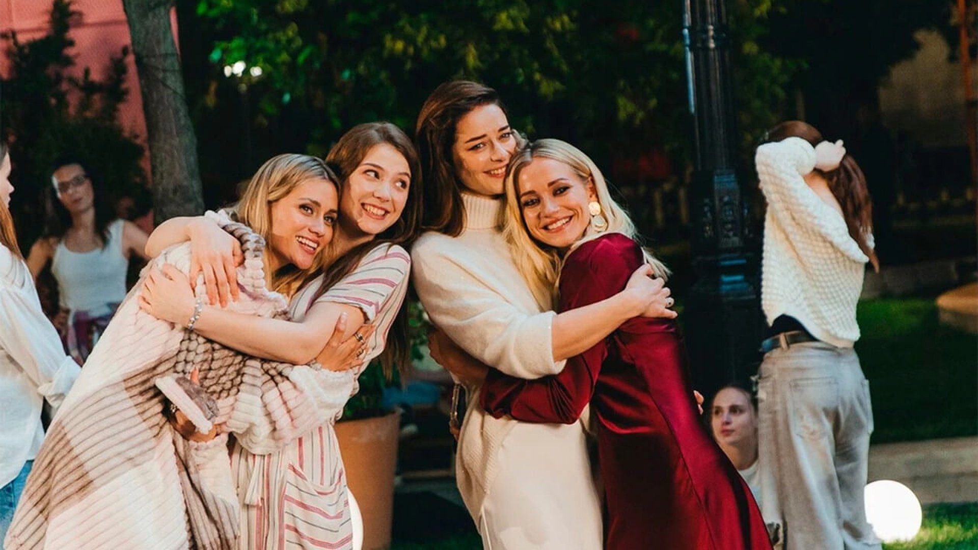 Moscow Does Not Believe in Tears. It's All Just Beginning Season 1 Episode 4 : Episode 4
