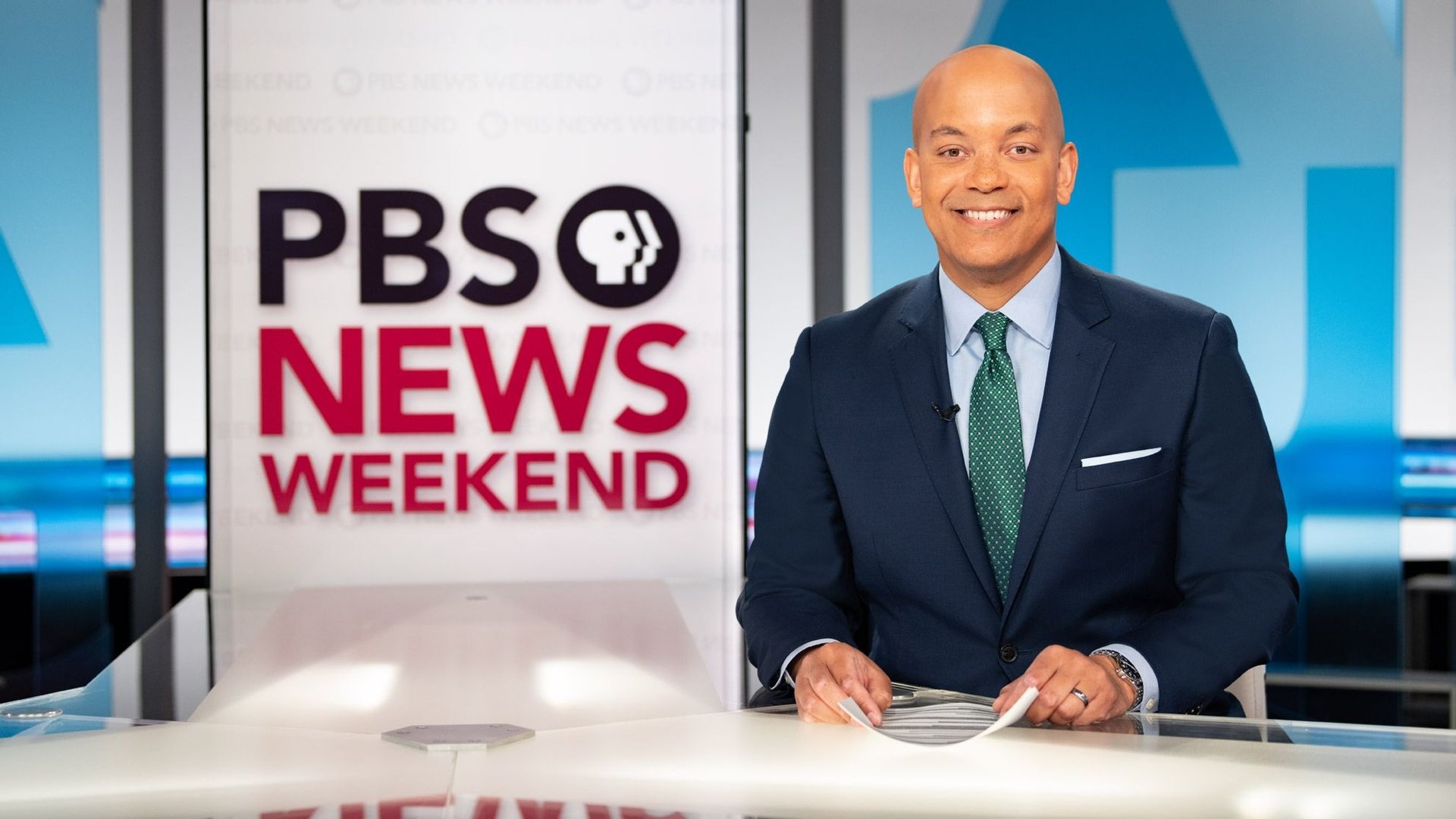PBS News Weekend Season 4 Episode 4 : January 10, 2016